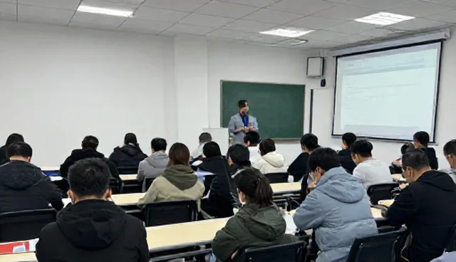 中医技能在线课程性能提升的关键因素分析